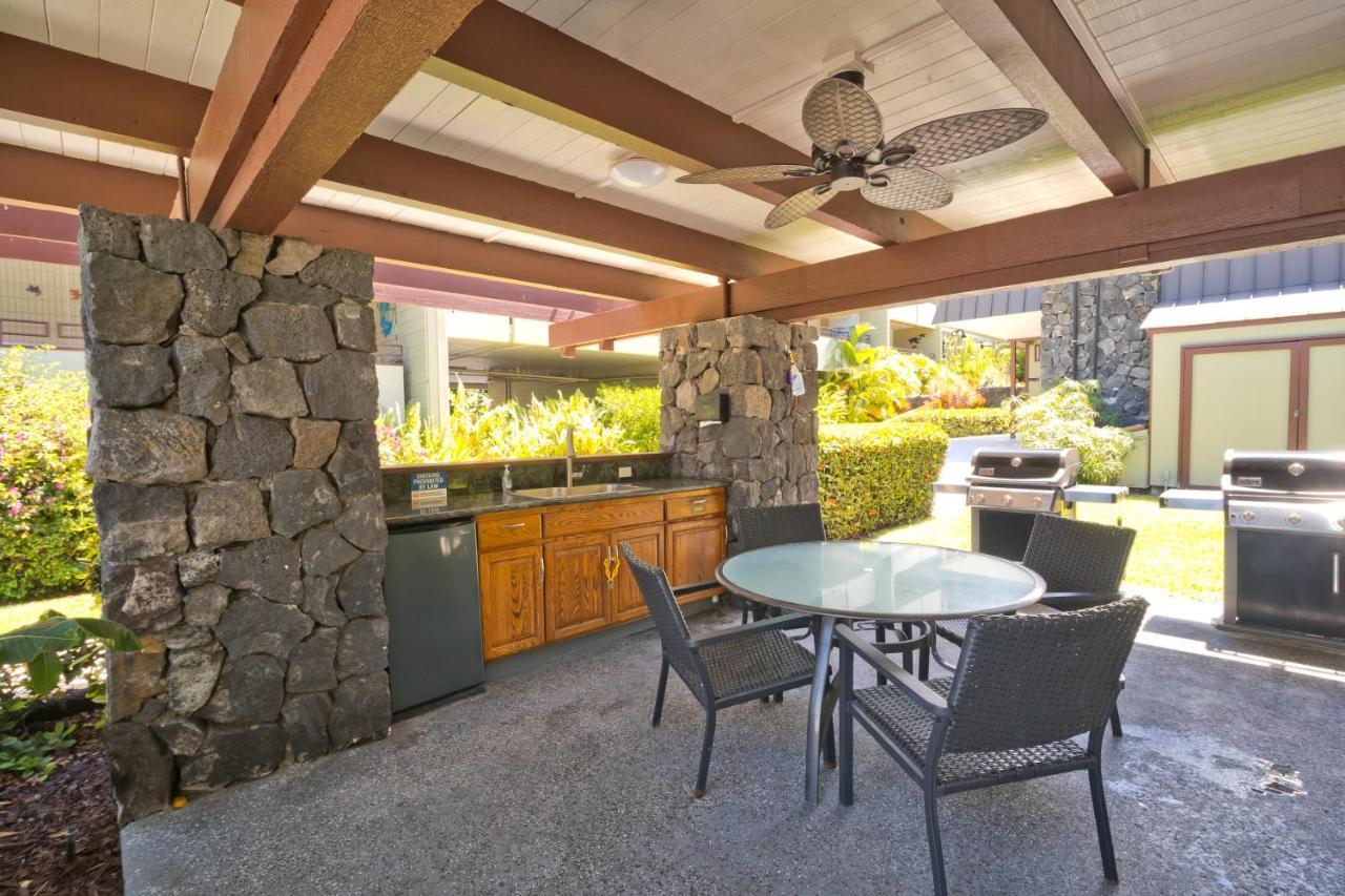 Family Getaway - Lava Room At Magic Sands Beach Kailua-Kona Exterior photo